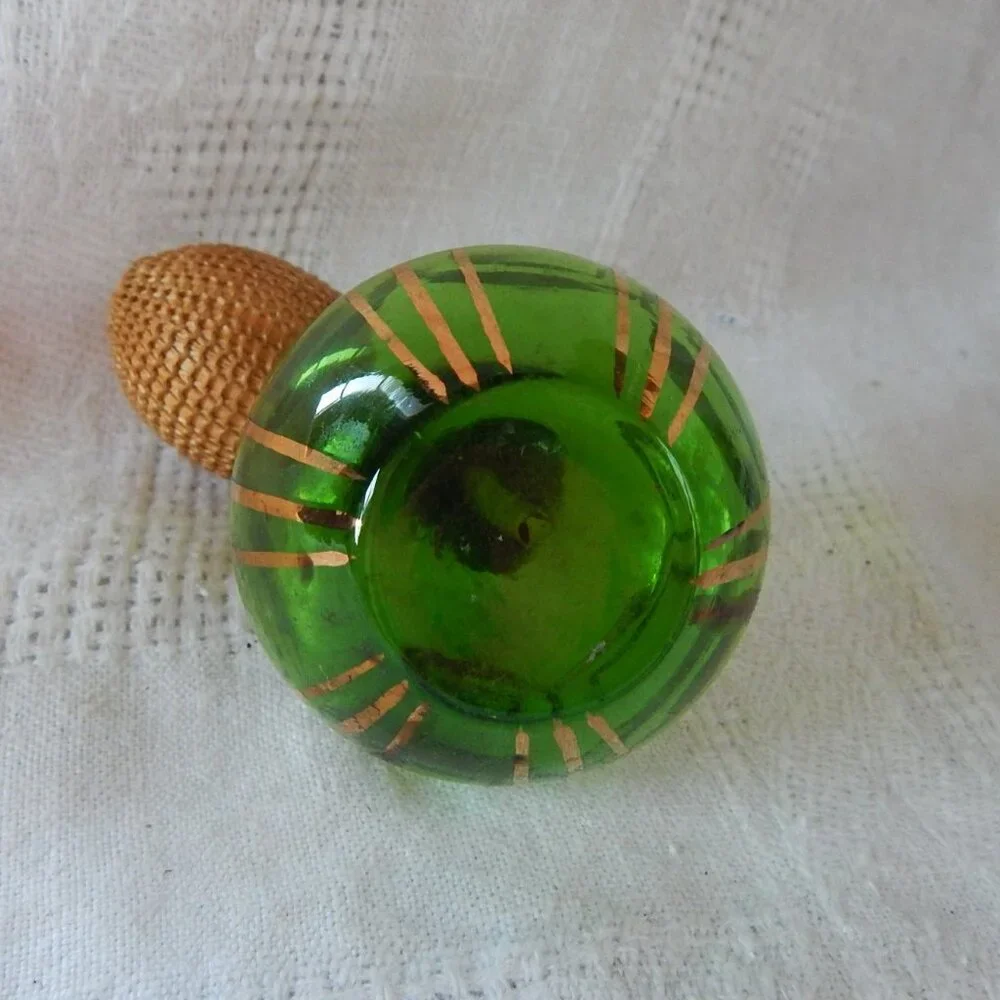 Vintage Green Glass Atomizer - Gold Accents - Picture 4 of 4